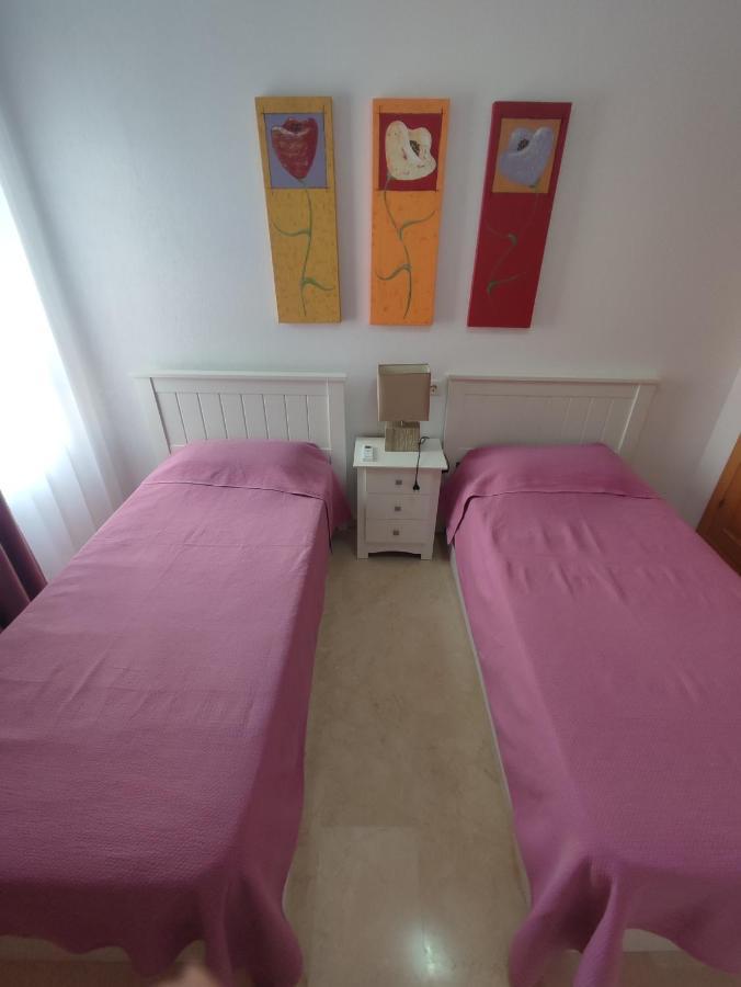 Apartment Next To The Beach กวาร์ดามาร์เดลเซกูรา ภายนอก รูปภาพ